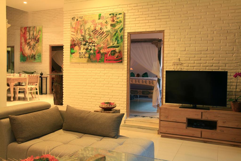 Villa Manggis *